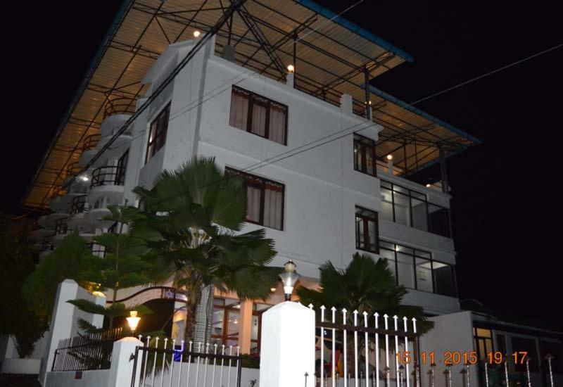 Hotel Mainak ميناء بلير المظهر الخارجي الصورة